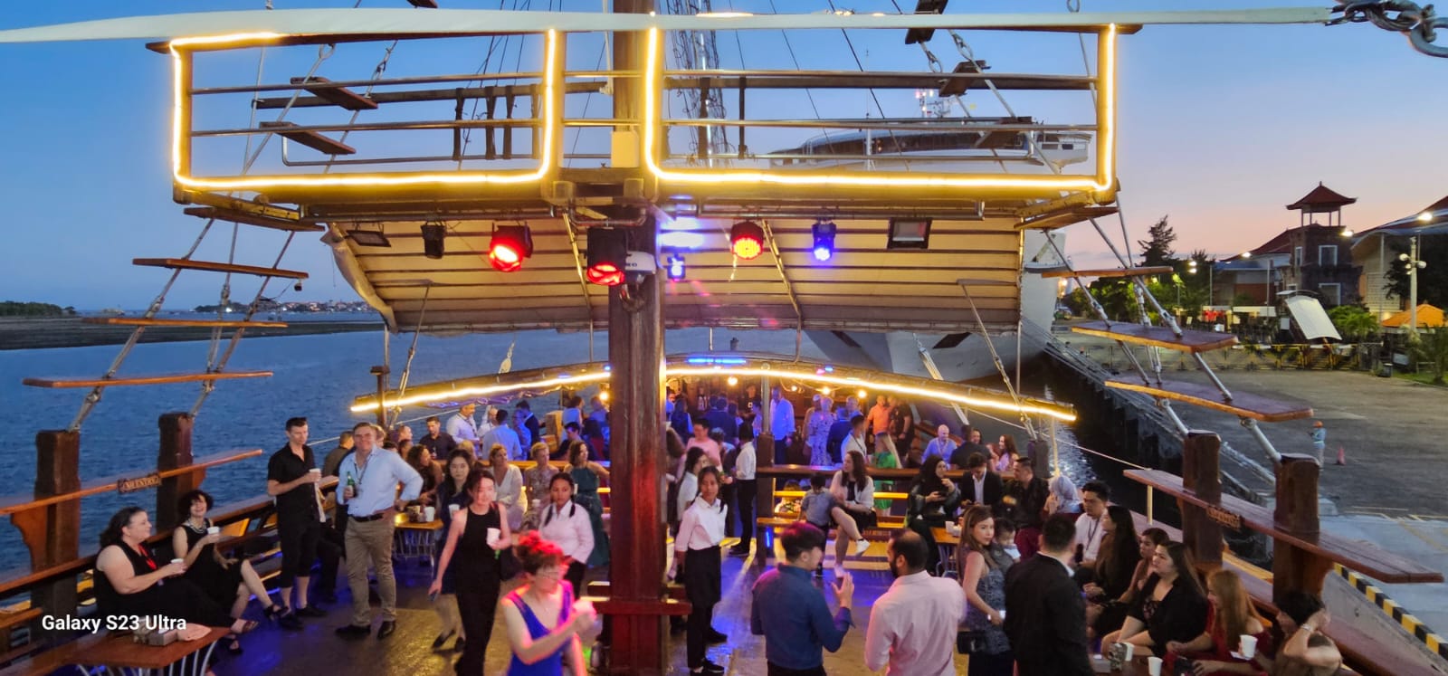 Bali Yachts - Old Style Boat Interor Party2 in Bali